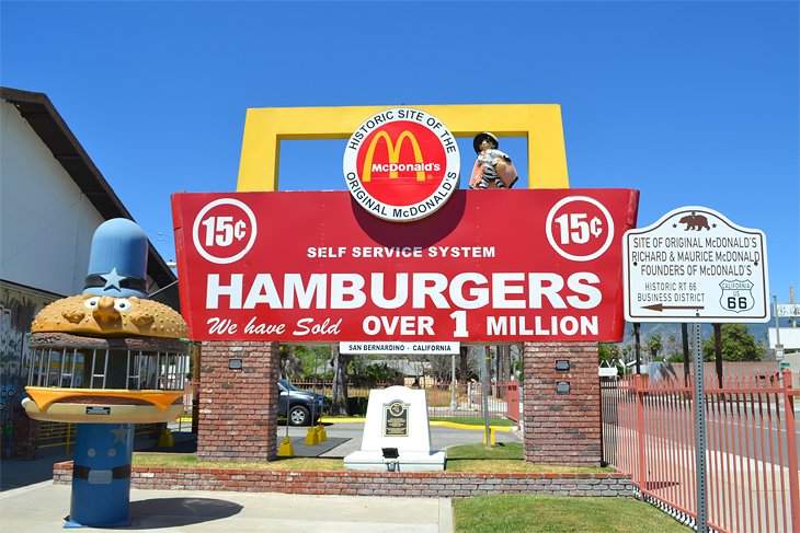 Sitio y museo original de McDonald's