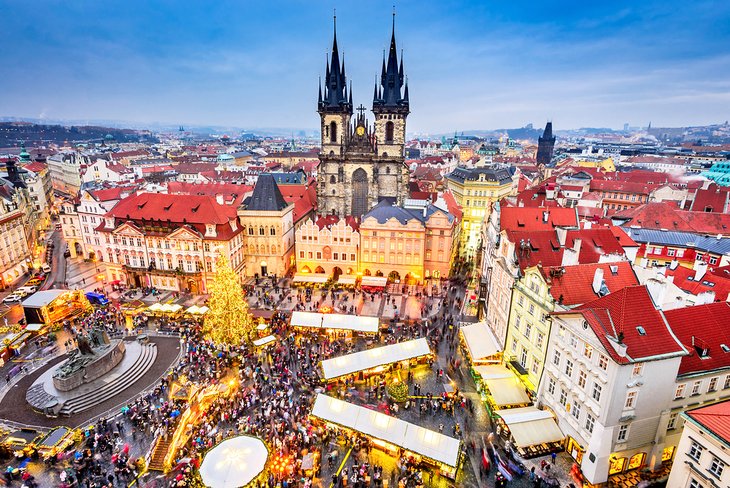 Mercado de Navidad de Praga en la Plaza de la Ciudad Vieja