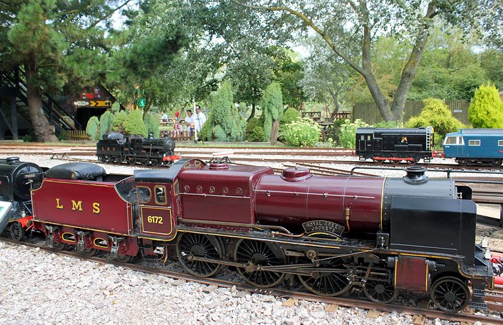 Parque de aventuras de trenes de vapor en miniatura de Eastbourne