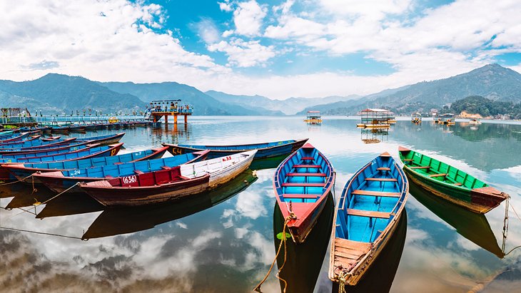 Lago Phewa en Pokhara