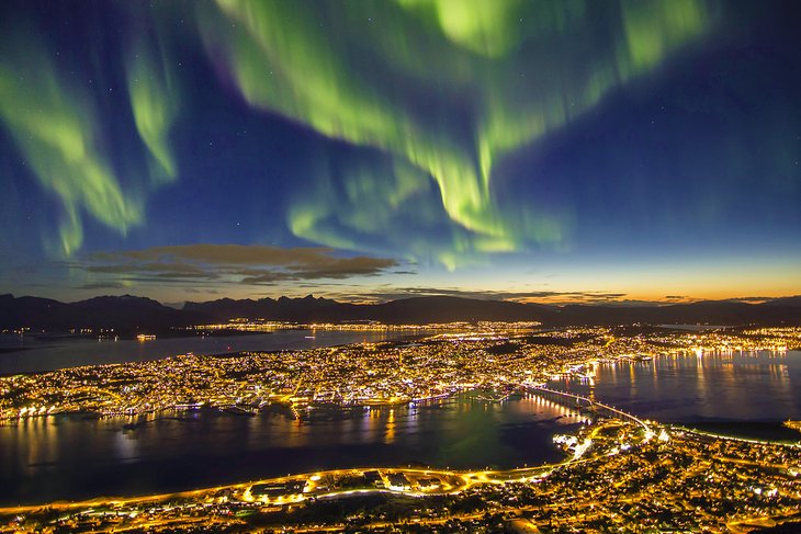 Aurora boreal sobre Tromsø