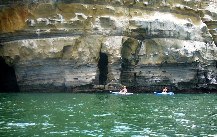 Kayak en las cuevas marinas de La Jolla