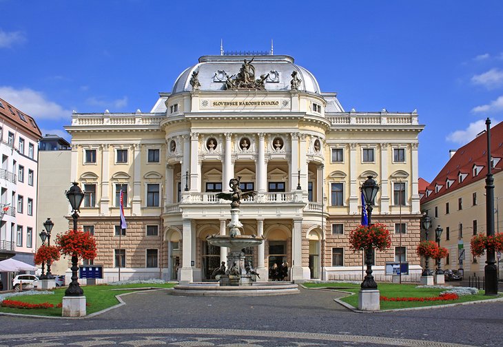 El antiguo Teatro Nacional de Eslovaquia