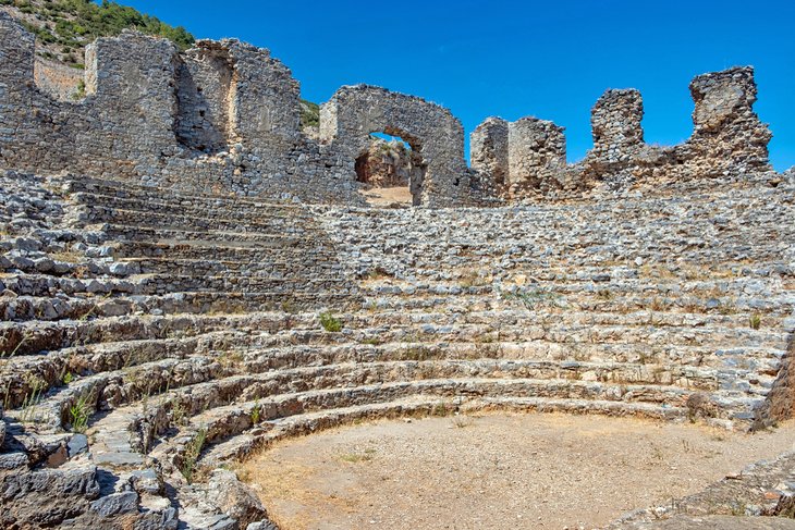 Anfiteatro en las ruinas de Anemurium