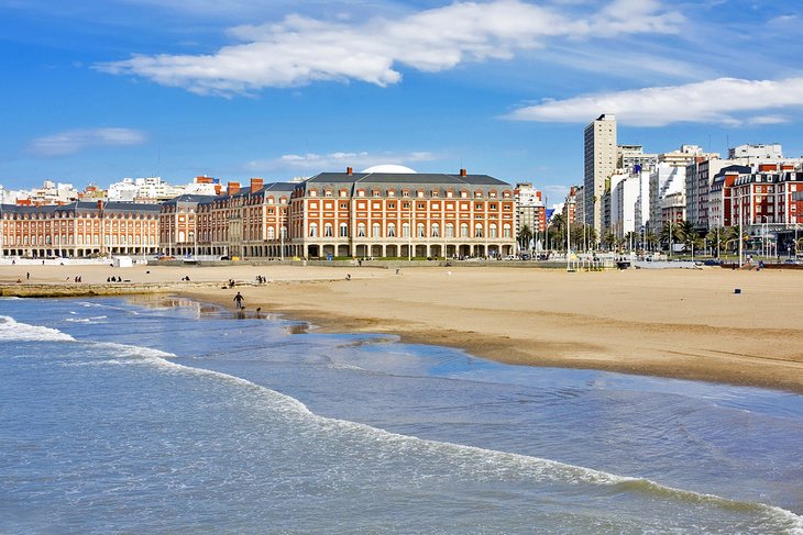 Una playa de Mar del Plata
