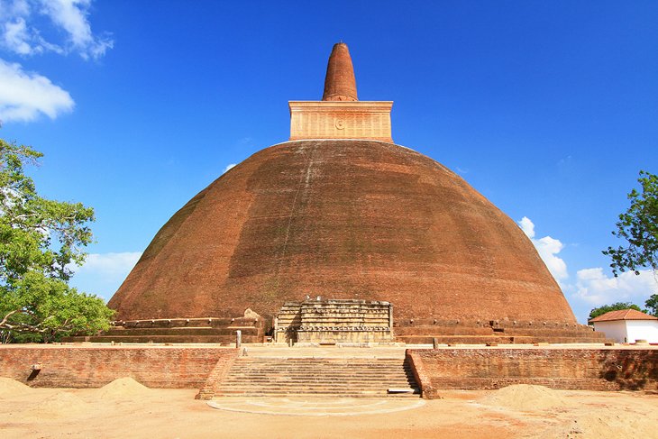 Abhayagiri dagoba en Anuradhapura