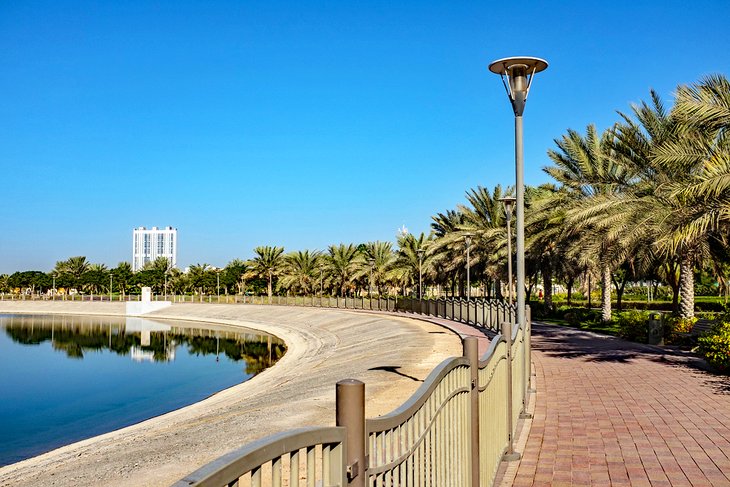 Parque Al Barsha Pond